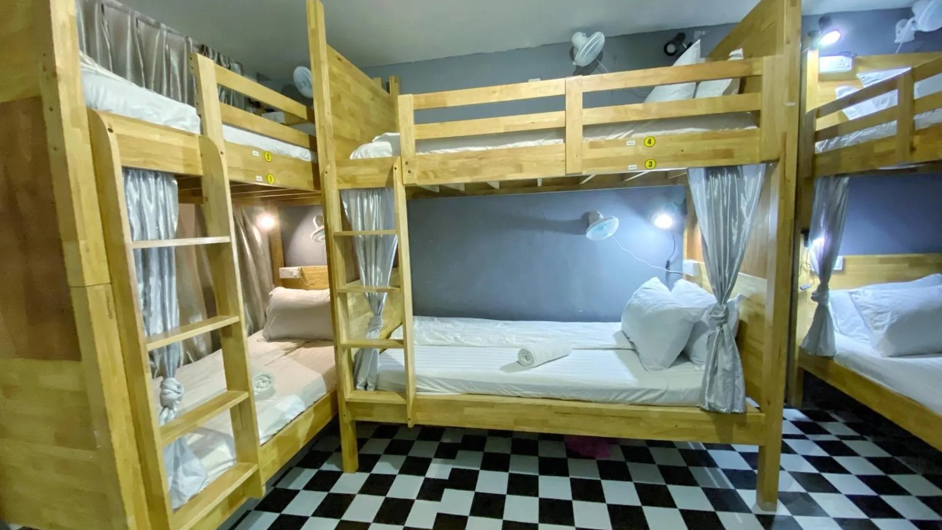 The 60 Hostel George Town