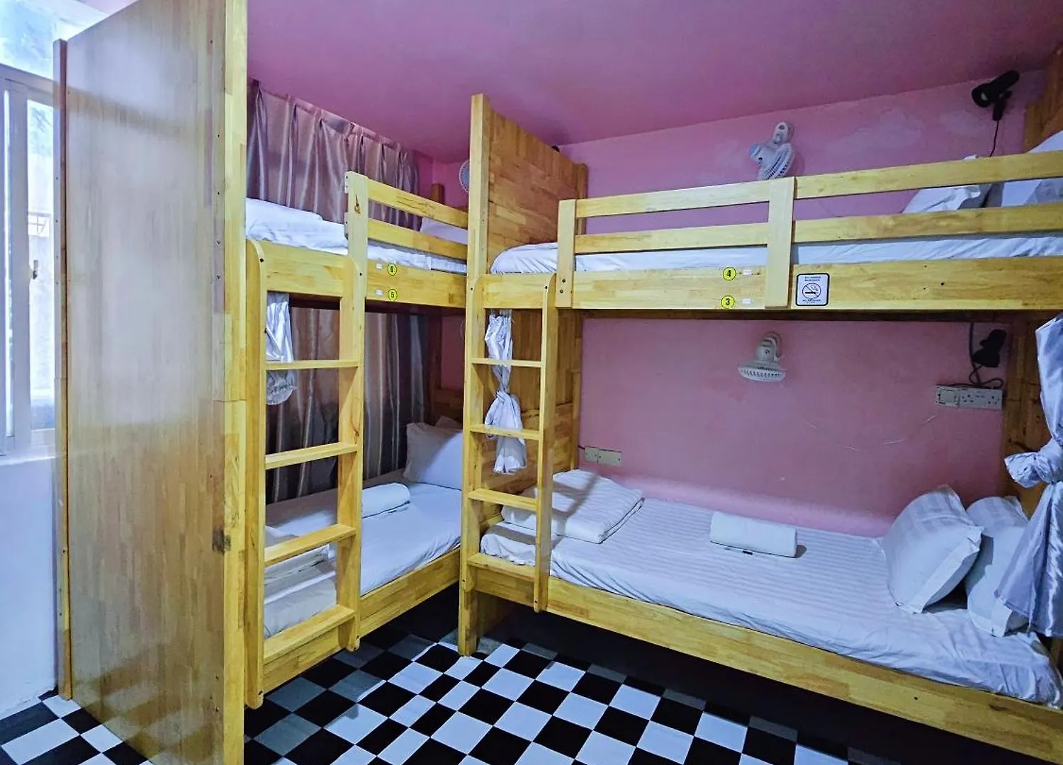 The 60 Hostel George Town