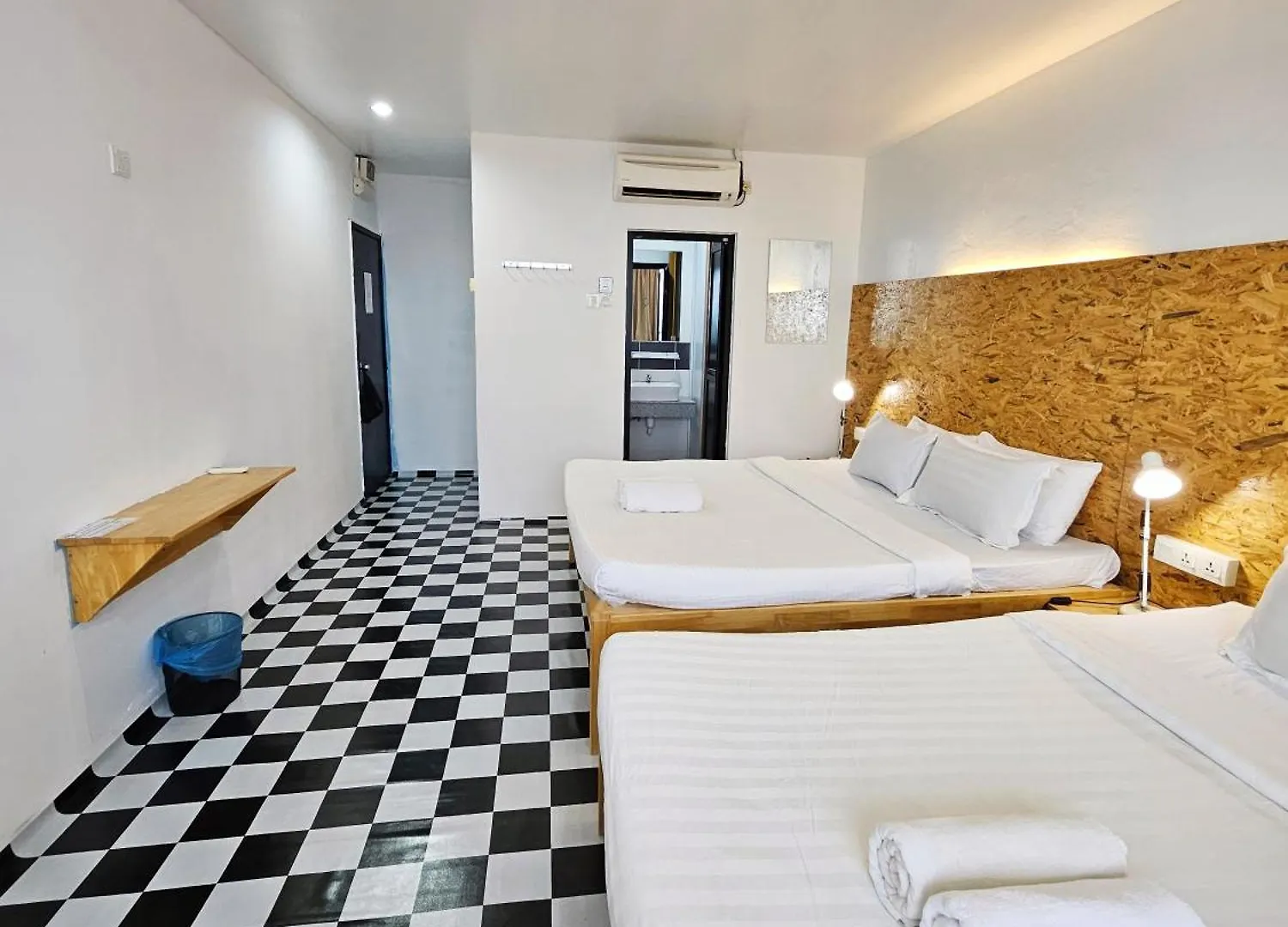 The 60 Hostel George Town